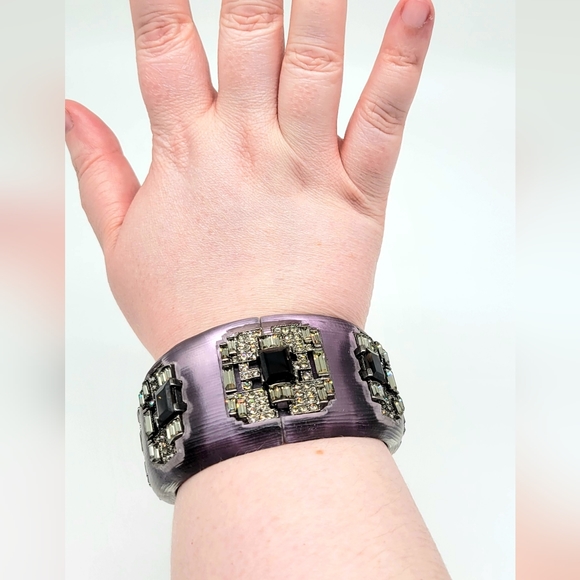 Alexis Bittar RARE, HUGE, WIDE Purple Lucite with Diamond Swarovski Crystals - Picture 10 of 13